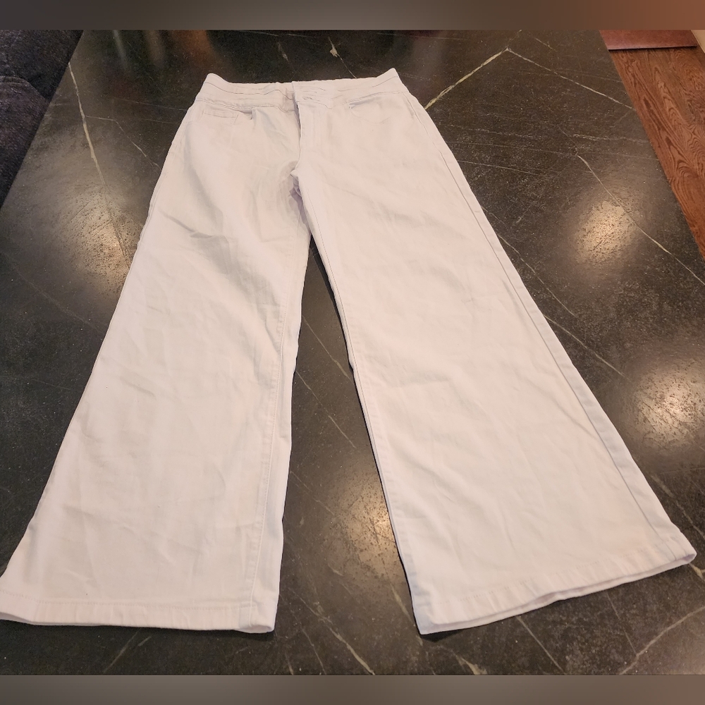 Roswear White Wide Leg Three Button Jeans Size Large